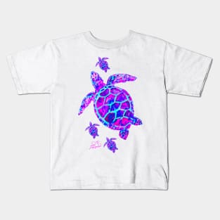 Sea Turtle with babies pink and blue Kids T-Shirt